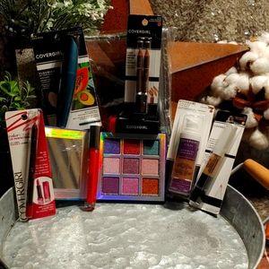 Covergirl bundle ** NEW**